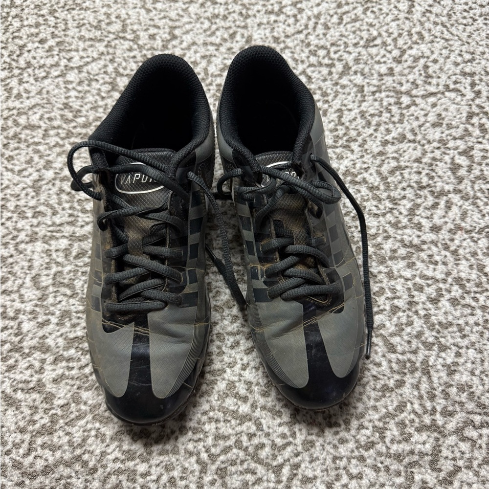 Black and Gray Athletic Shoes with Sleek Minimalist Design